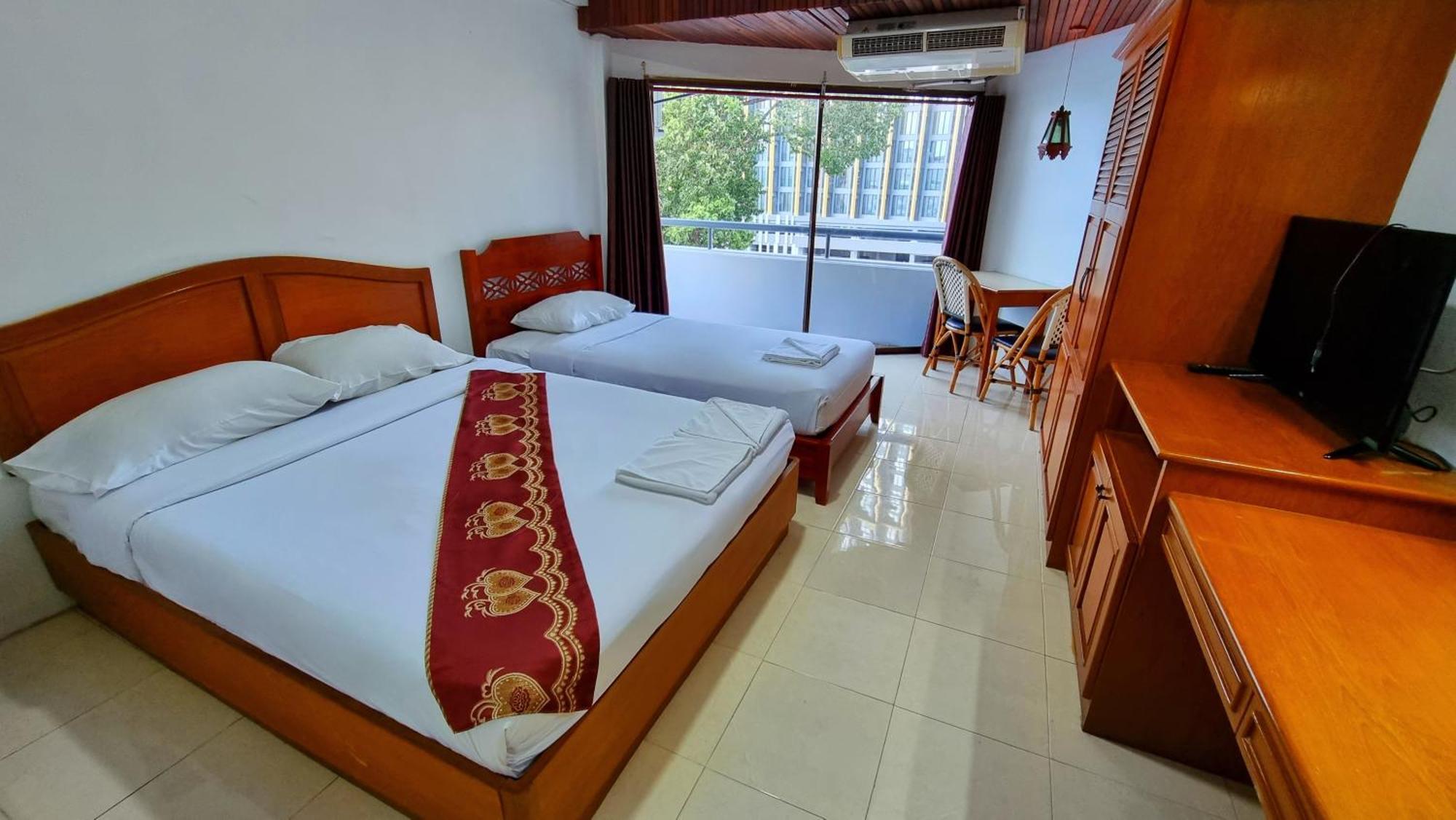 Hotel Arcadia Mansion Pattaya Exterior foto